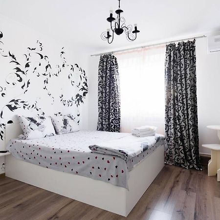 Best Rest Suites Odesa Exterior foto